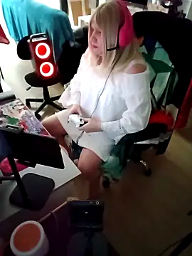 JulietteMaitresse online show from March 2026 09:44:01 AM