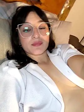 IsabelaGomez online show from April 2026 01:53:01 AM