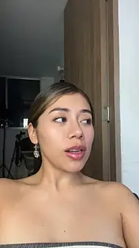 Snapshot of aimi_art1 chatting on May 2026 01:55:01 AM aimi art1 online show from May 2026 01:55:01 AM