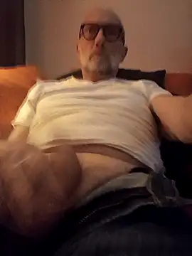 Stavross166 online show from February 2025 10:40:01 PM