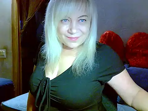 Snapshot of AgoniA7 chatting on November 2025 04:39:01 AM AgoniA7 online show from November 2025 04:39:01 AM