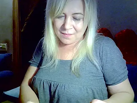 AgoniA7 online show from January 2026 08:27:02 PM