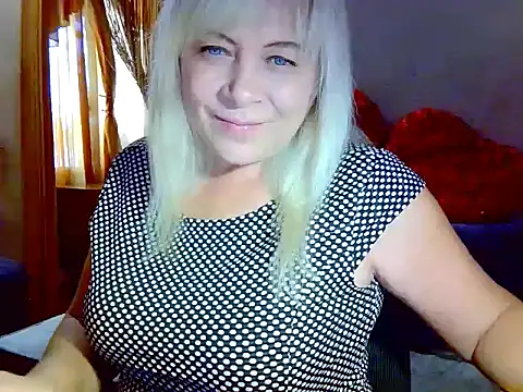 Snapshot of AgoniA7 chatting on October 2025 10:06:01 AM AgoniA7 online show from October 2025 10:06:01 AM