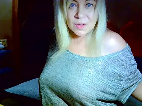 AgoniA7 online show from February 2026 09:12:01 PM