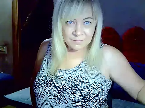 Snapshot of AgoniA7 chatting on November 2025 03:17:02 AM AgoniA7 online show from November 2025 03:17:02 AM