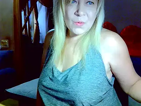 AgoniA7 online show from February 2026 01:44:02 PM