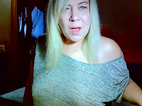 AgoniA7 online show from March 2026 04:17:01 AM