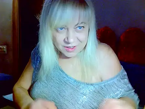 Snapshot of AgoniA7 chatting on November 2025 03:22:01 AM AgoniA7 online show from November 2025 03:22:01 AM