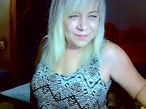 Snapshot of AgoniA7 chatting on November 2025 12:14:01 AM AgoniA7 online show from November 2025 12:14:01 AM