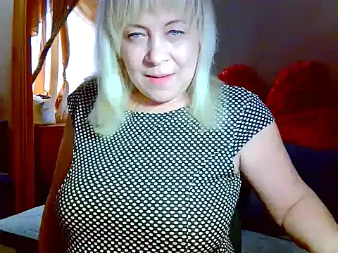 AgoniA7 online show from April 2026 01:40:01 PM