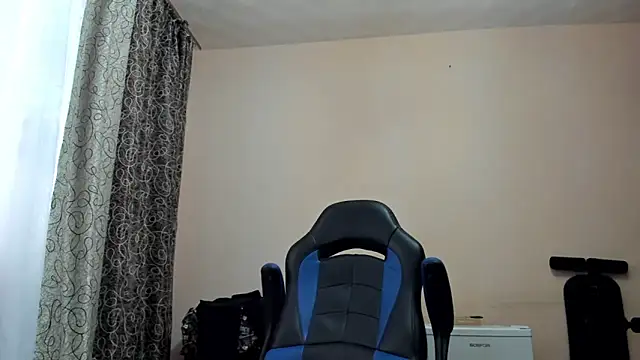 Snapshot of SanFrantsisko chatting on April 2026 05:53:01 AM SanFrantsisko online show from April 2026 05:53:01 AM