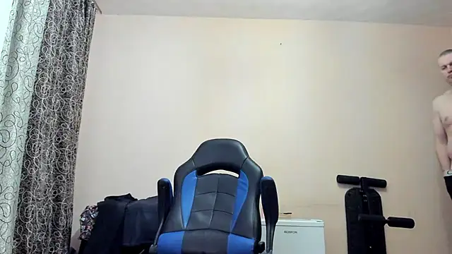 Snapshot of SanFrantsisko chatting on April 2026 06:59:02 PM SanFrantsisko online show from April 2026 06:59:02 PM