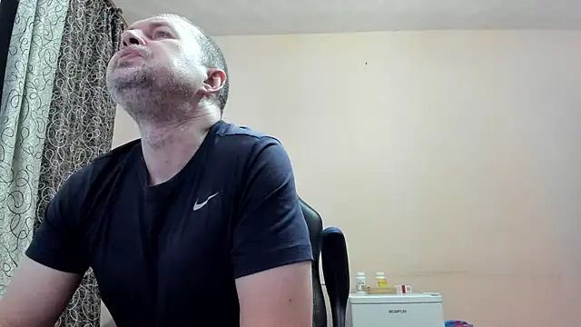 SanFrantsisko online show from December 2025 01:10:02 PM