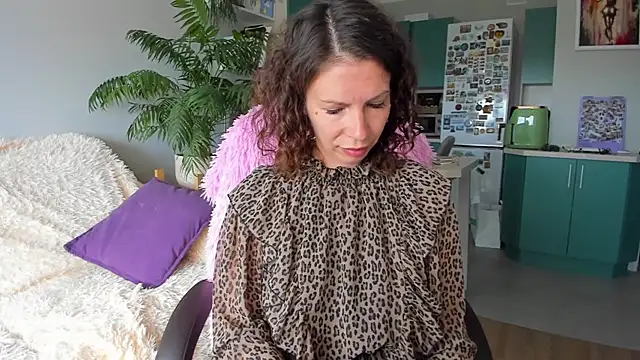 ChristinaGlory online show from June 2026 10:04:01 AM