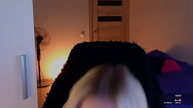 Snapshot of MilanaOmg chatting on May 2026 09:32:02 PM MilanaOmg online show from May 2026 09:32:02 PM