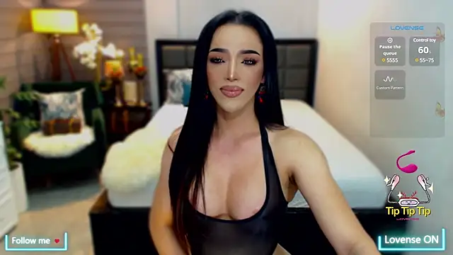 Snapshot of ThaliaSexGoddes chatting on December 2024 12:44:02 PM ThaliaSexGoddes online show from December 2024 12:44:02 PM