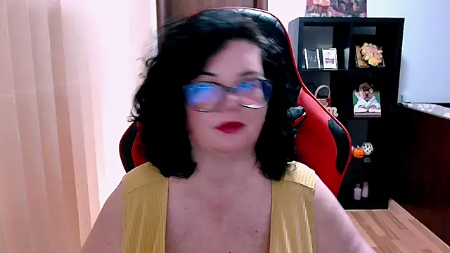 MissTroublle online show from June 2026 06:18:02 AM