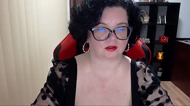 Snapshot of MissTroublle chatting on February 2025 12:41:02 PM MissTroublle online show from February 2025 12:41:02 PM