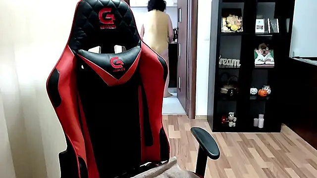 MissTroublle online show from March 2026 10:36:01 AM