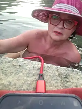 MucMilf59 online show from May 2026 07:20:02 PM