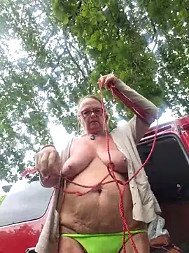 MucMilf59 online show from June 2026 02:33:01 PM