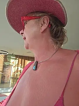 MucMilf59 online show from July 2026 07:24:02 PM