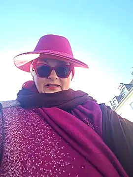 Snapshot of MucMilf59 chatting on November 2025 10:30:02 AM MucMilf59 online show from November 2025 10:30:02 AM