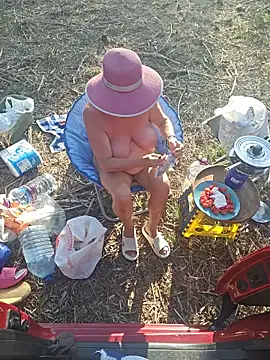 MucMilf59 online show from June 2026 06:27:02 PM
