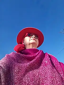 Snapshot of MucMilf59 chatting on November 2025 09:12:02 AM MucMilf59 online show from November 2025 09:12:02 AM