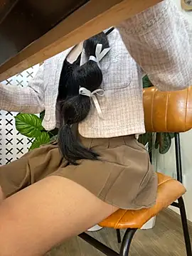 Snapshot of Meilian2021 chatting on November 2025 04:04:01 AM Meilian2021 online show from November 2025 04:04:01 AM