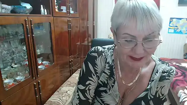 JenaCheim online show from October 2025 07:05:01 PM