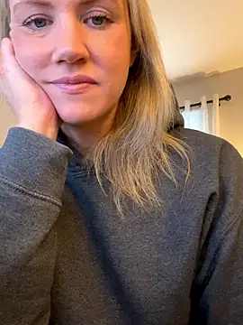 Snapshot of Kay_Cakes chatting on March 2026 02:24:01 PM Kay Cakes online show from March 2026 02:24:01 PM