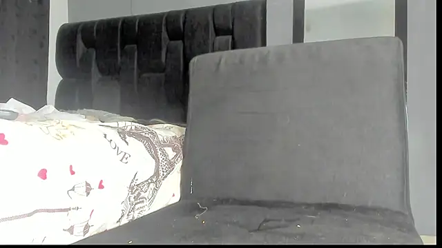 SandraGoldstein online show from November 2025 01:09:01 AM