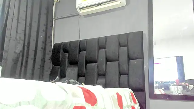 SandraGoldstein online show from October 2025 01:18:01 AM