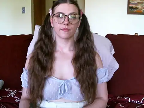katie kitten38 online show from June 2026 05:03:02 PM