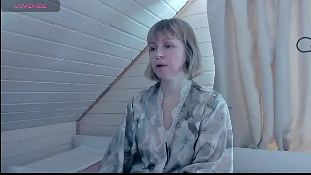 I AM MILF online show from March 2025 08:08:02 AM