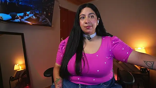 Snapshot of coraline_latin chatting on May 2026 12:43:02 PM coraline latin online show from May 2026 12:43:02 PM
