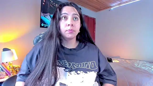Snapshot of coraline_latin chatting on February 2025 08:47:02 PM coraline latin online show from February 2025 08:47:02 PM