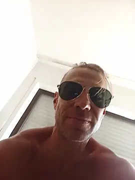 AthleticWomenizer2 online show from June 2026 06:13:01 AM