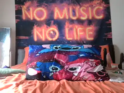 Snapshot of EnticingAaliyah chatting on February 2025 07:45:02 PM EnticingAaliyah online show from February 2025 07:45:02 PM