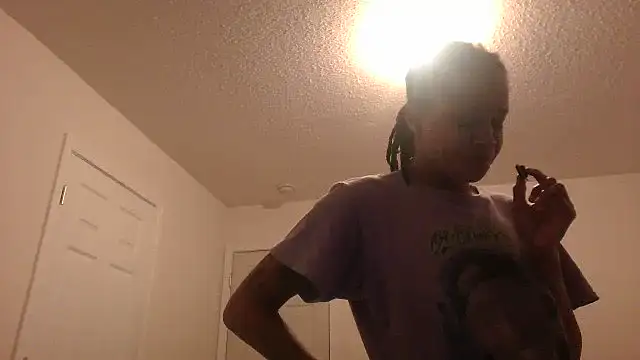 Snapshot of EnticingAaliyah chatting on November 2025 03:48:02 PM EnticingAaliyah online show from November 2025 03:48:02 PM