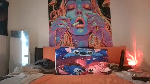 Snapshot of EnticingAaliyah chatting on September 2025 03:32:02 PM EnticingAaliyah online show from September 2025 03:32:02 PM