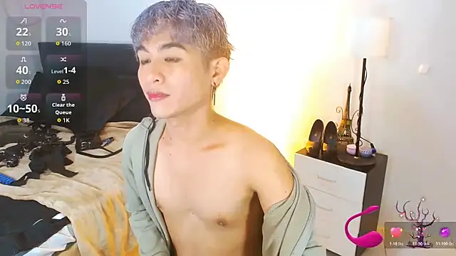 WildestTwink online show from April 2026 06:48:02 PM