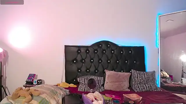 joaisaza online show from February 2026 07:51:02 AM