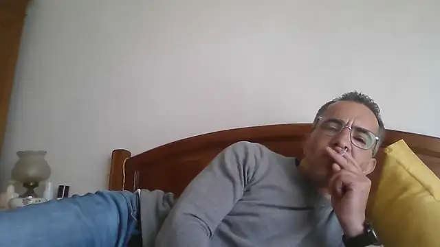 CarlosRocha73 online show from May 2026 11:40:01 AM