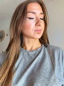 StracciaStella- online show from March 2026 04:18:02 PM