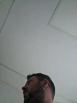 ktmtom247 online show from November 2025 04:16:02 AM