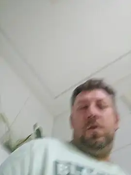 ktmtom247 online show from December 2025 04:22:02 AM