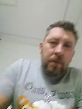 ktmtom247 online show from December 2025 04:17:02 AM