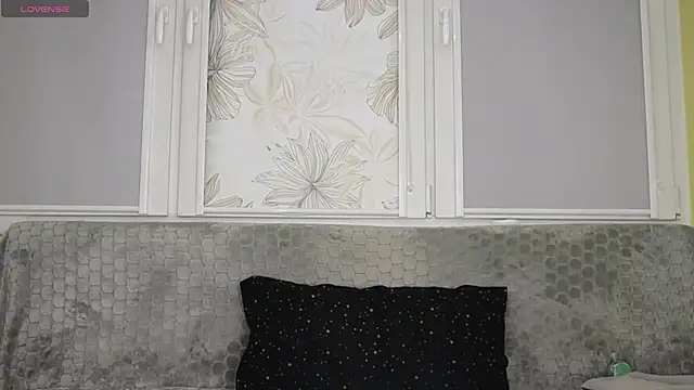 Hetera online show from December 2025 09:14:01 PM